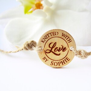 Hergestellt mit Liebe Tags, Geschenkanhänger, gestrickt mit Liebe Label, Verpackung Tags Holz, häkeln Tags, gestrickt von für Sie SET von 50 Holz-Tags