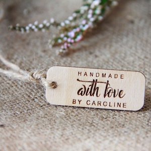 50pc Holz handgefertigt mit Liebe von Custom Tags, gravierte Tag für Strick, handgemachte Tag, stricken Tags, handgefertigt mit Liebe, handgefertigte Etiketten