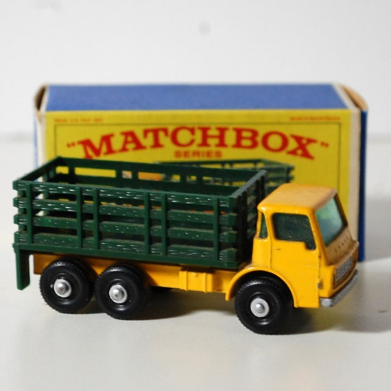 matchbox stake truck