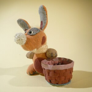 Little orange Easter bunny with a little paper basket for sweets or presents!
