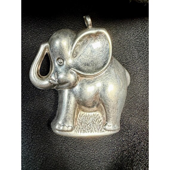 Vintage Sterling Silver Puffed Elephant Pendant Baby Rattle Jewelry