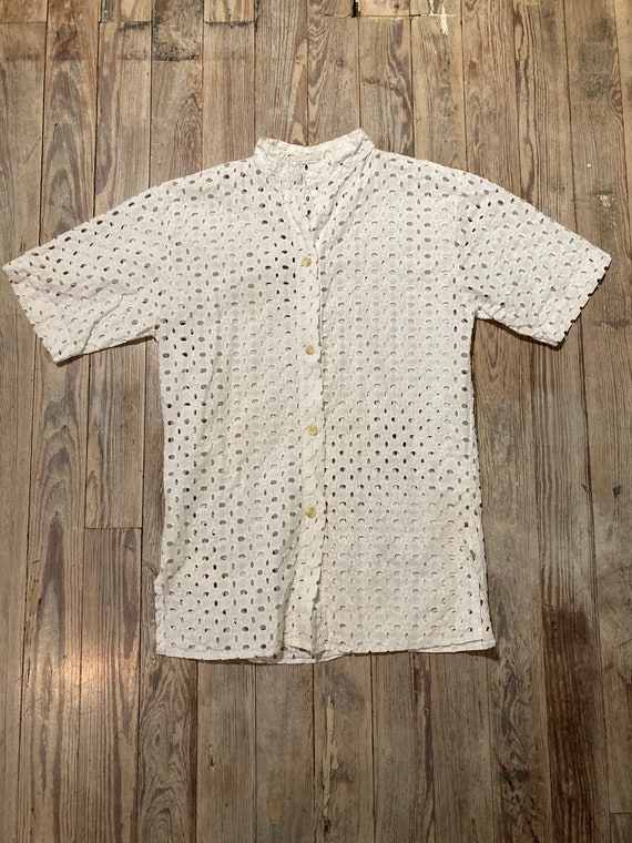 Mesh button cover up