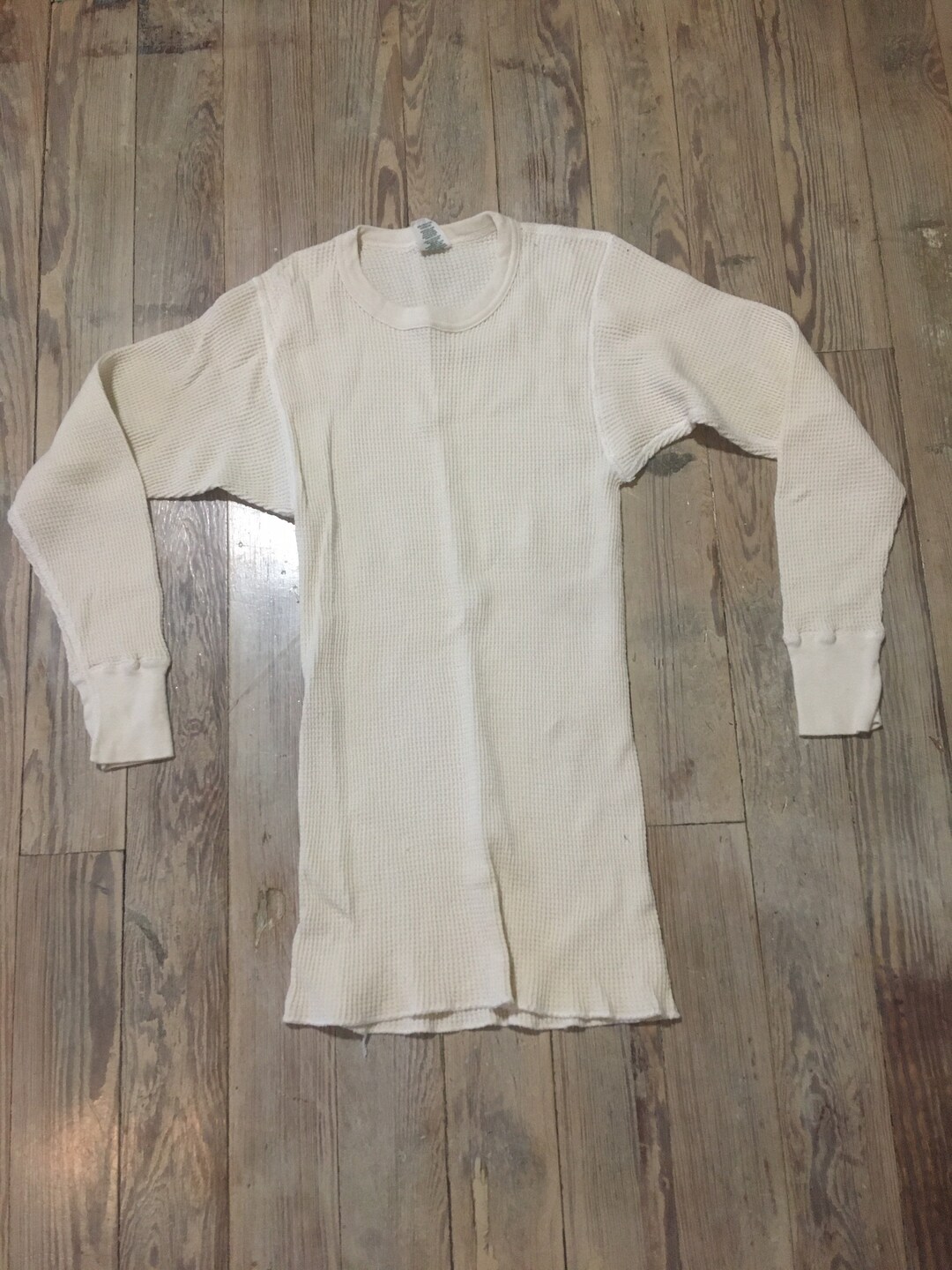 Treat ürself vintage like thermal tops Vintage 1980s Single Stitch Thermal Top Long Underwear Made
