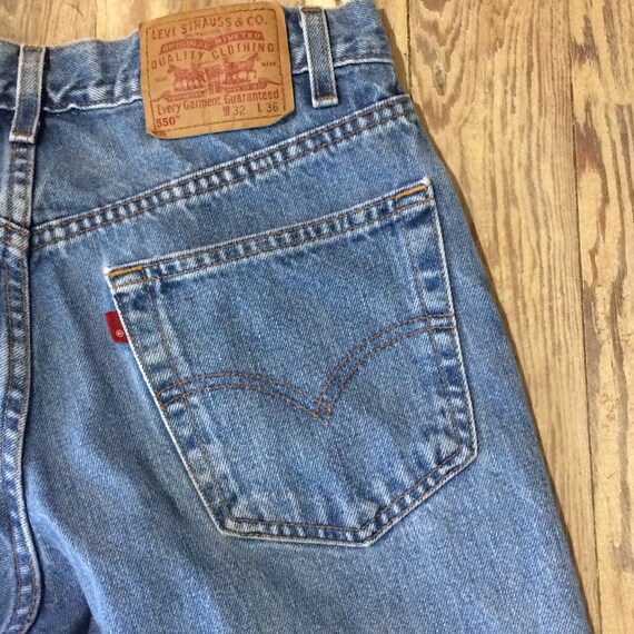 Levis 550 redtab