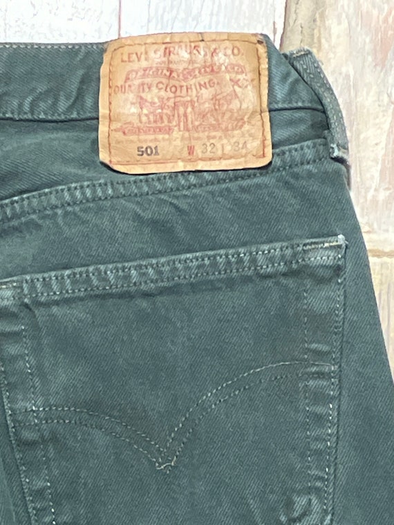 Levis 501 red tab