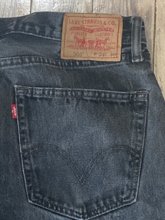 Levis 505 straight fit