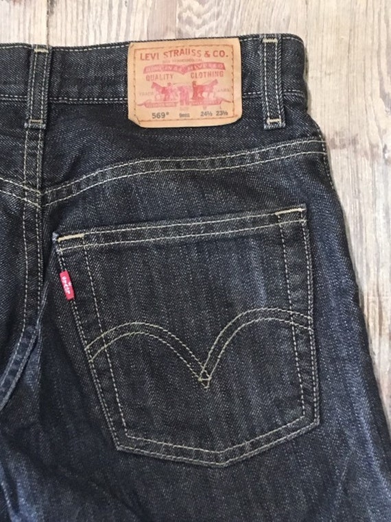 levi's red tag