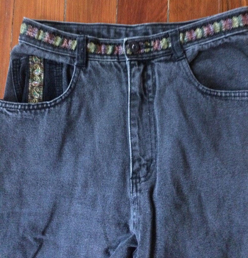 Black highwaisted GITANO jeans image 4