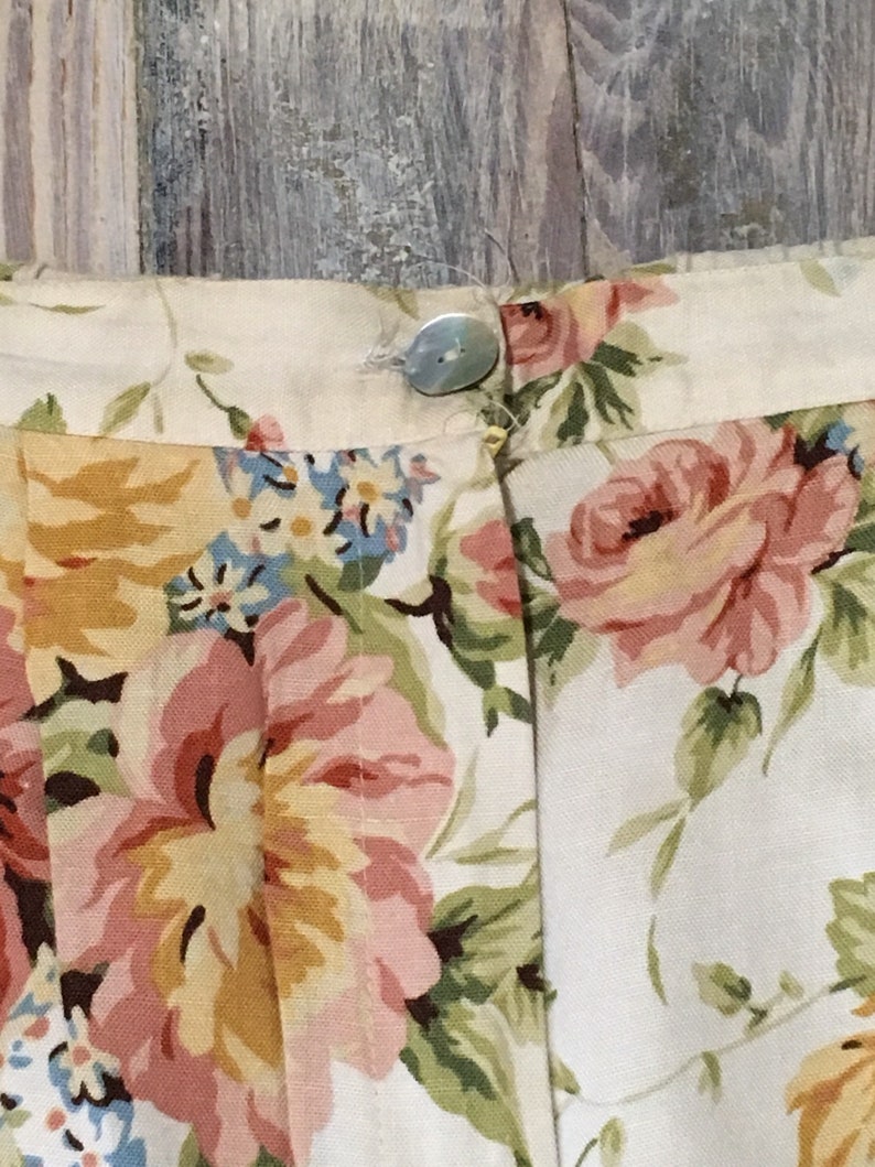 Floral vintage trousers image 3