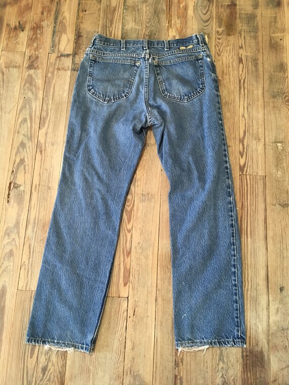 Distressed LEE jeans - image 6