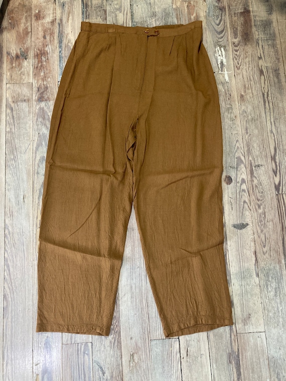 Lightweight pull on trousers