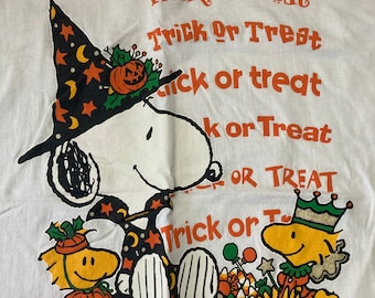 Snoopy Halloween tee