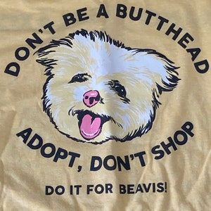 Adopta una camiseta mascota de los 90