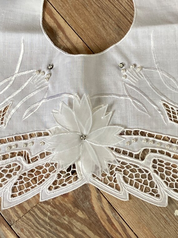 Embroidered collar - image 3