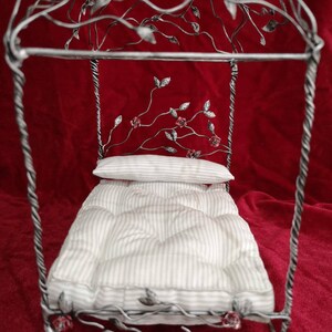 Iron bed/ 1/12 scale/ Enchanted castle/Iron bed 1/12 scale/Enchanted castle