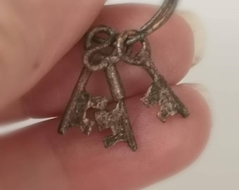 Key set / miniature / dollhouse / scale 1 12 / vintage /