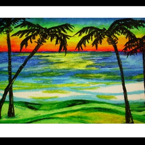 Puede incluir: Una pintura que representa una puesta de sol tropical con dos palmeras silueteados contra el cielo naranja, rojo y amarillo. El agua es de un azul y verde vibrantes, y la arena es blanca. La pintura est&aacute; realizada en un estilo colorido e impresionista.