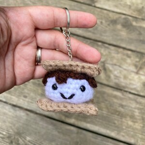 Crochet S'mores Keychain Pattern. Crochet DIY Tutorial PDF Download. Crochet S'mores Ornament. Summer Party Crochet Ideas. Craft Fair Ideas image 4