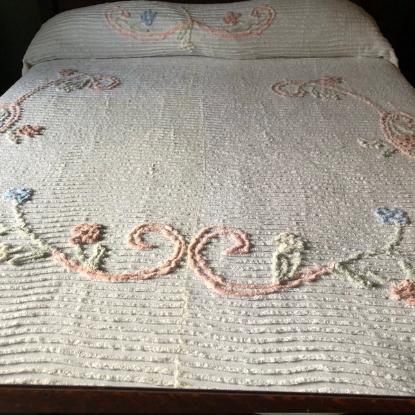 VINTAGE CHENILLE BEDSPREAD, White Chenille Bedspread, Full Chenille Bedspread, Double Chenille Bedspread, Chenille Bedspread, Mid-Century