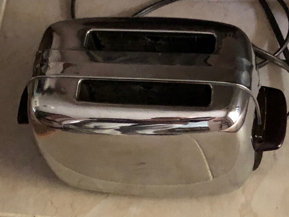 GE Vintage General Electric 4 Slice Toaster Wood Grain Chrome