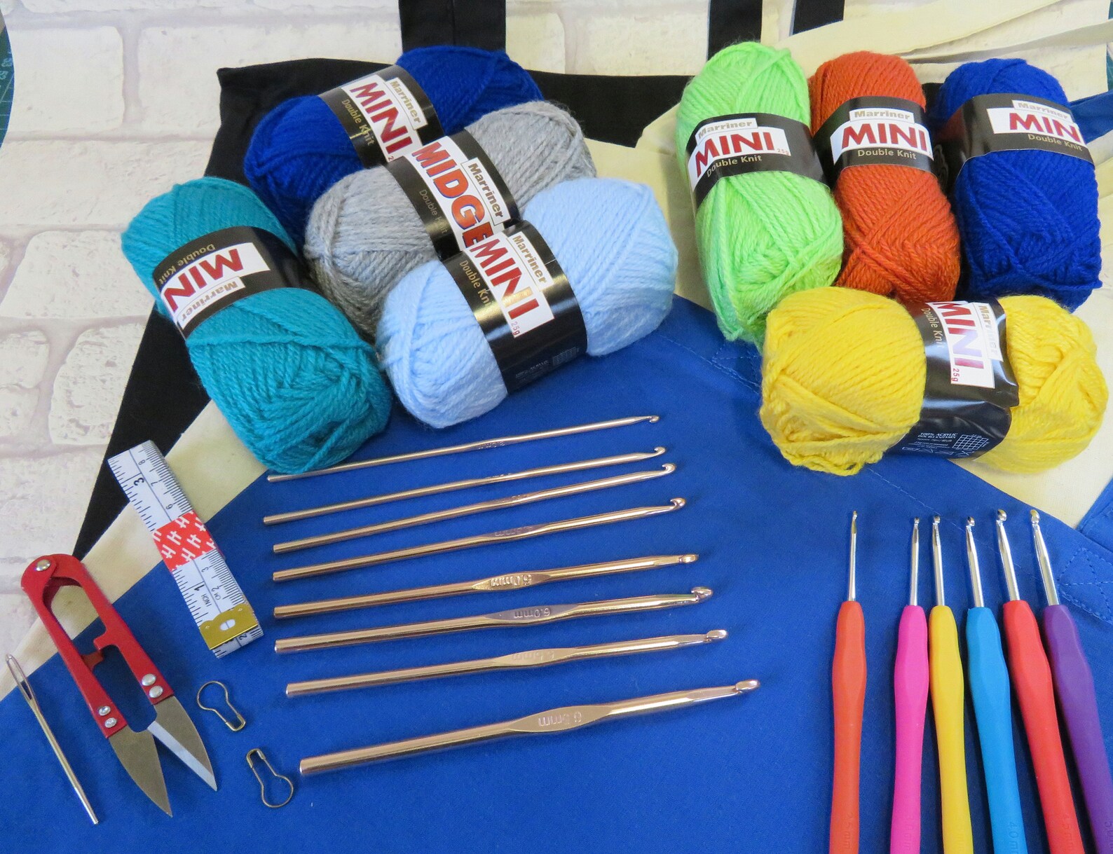 Beginners Crochet Starter Kit 6 Colour Coded Grip Crochet Etsy UK