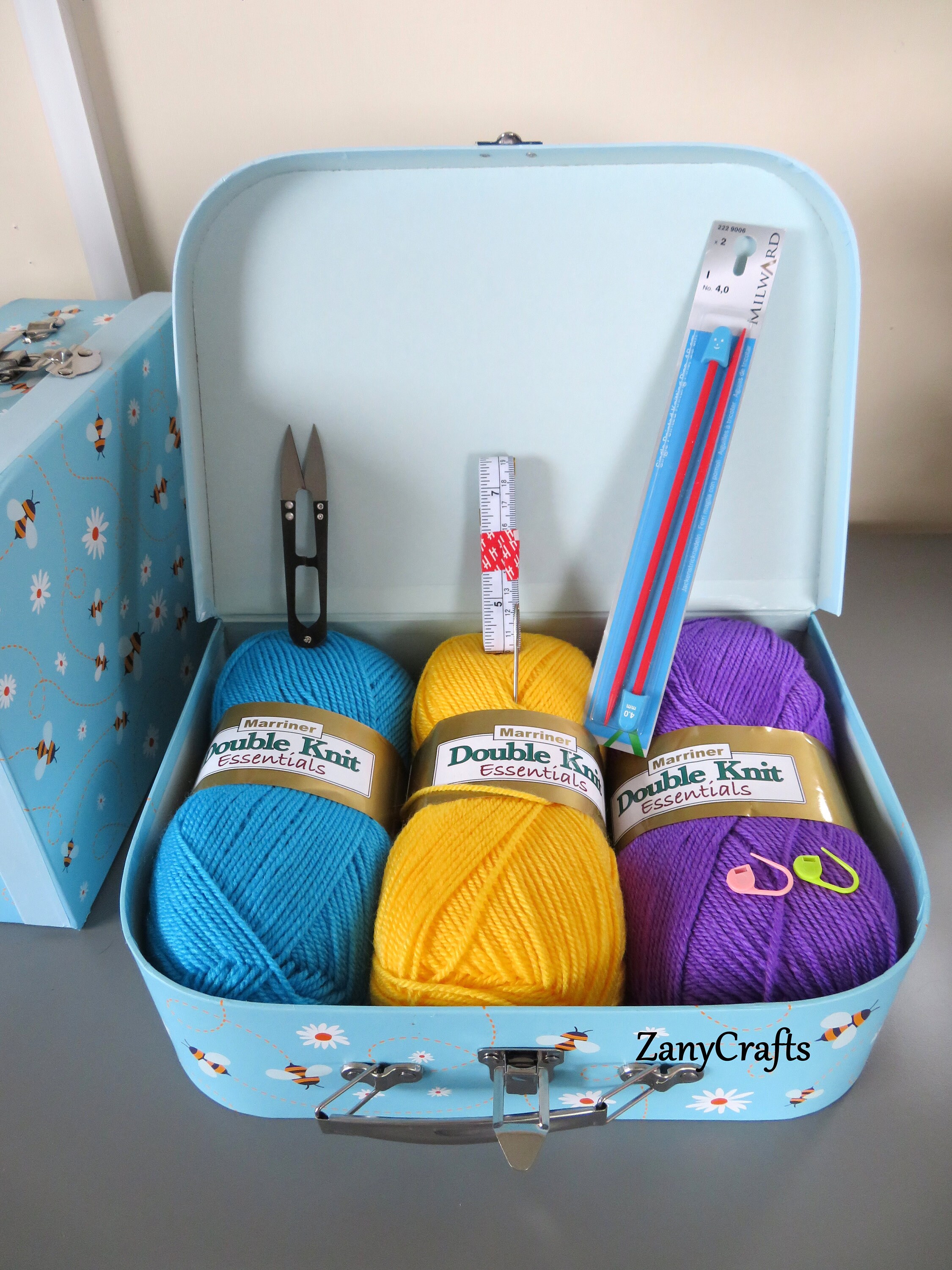 Beginners Knitting Starter Kit Bee Case Bee Card Yarn Snips Etsy