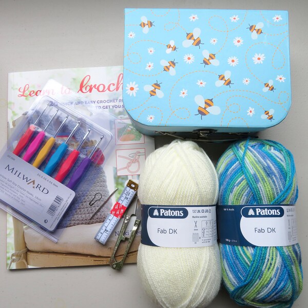 Beginners Crochet Starter Kit Pink or Blue Yarn Book Bee Case Snips Soft Grip Crochet Hooks,Tape Measure Sewing Needle Instructions Gift