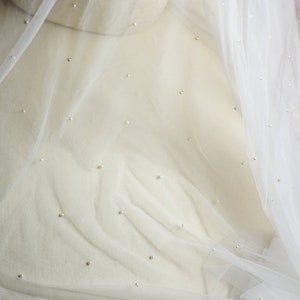 Weiche weiße Chiffon Mesh zarte Perle Nagel Perle Gaze Hochzeitskleid Kopf Garn diy Stoff hochwertige Breite 59,1 in-300cm Schüttgut