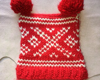 Red Winter Hat Snowflakes and Red Pom-Poms OS, women's rare find
