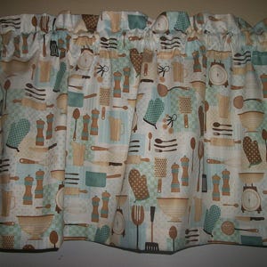 Kitchen Dishes Utensils Potholder Farmhouse fabric window topper curtain Valance