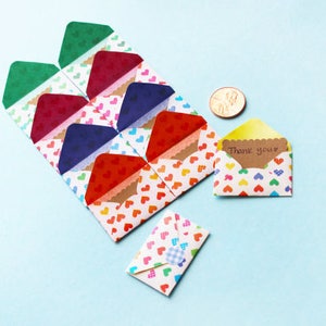 Ensemble de 10 petites enveloppes colorées en forme de cœur - Ensemble de mini cartes - Note d'amour - Note de remerciement