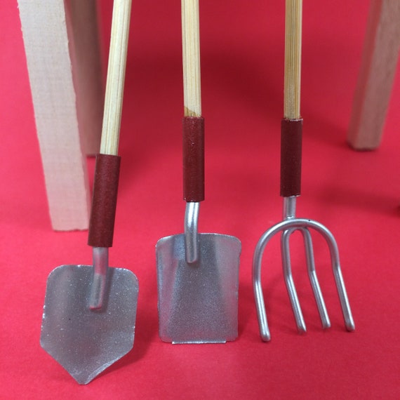 Miniature Trowel Saw Miniature Fairy Garden Tools Dollhouse Workshop Accessories