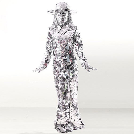 lady in the glass dress full version New Music: Chris Brown  Lady In The Glass Dress (Full Version) |  ThisisRnB.com