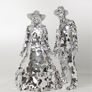 Zilveren spiegelkostuumset van een spiegelfamilie kerstfestivalkleding spiegelman en spiegeldame - by ETERESHOP _M34