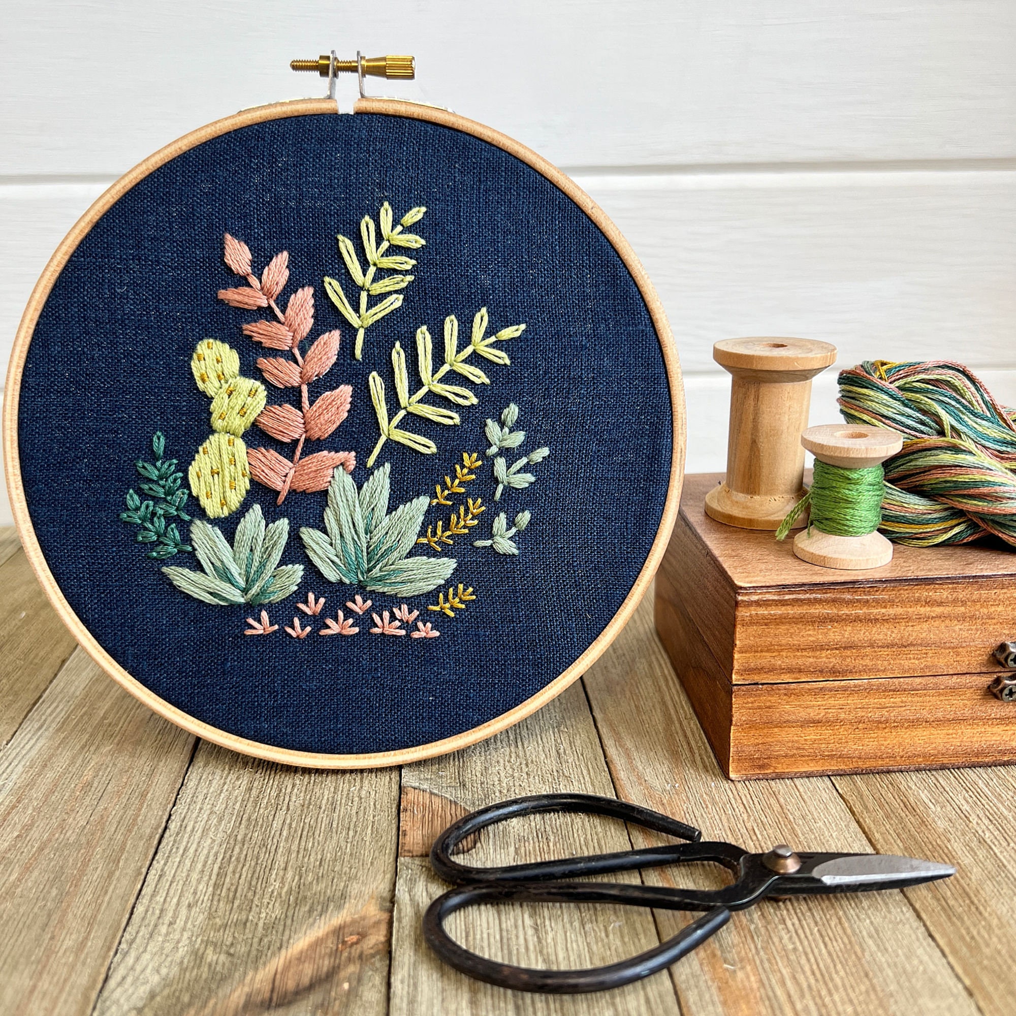 15 DIY Travel and Organizing Kits for Your Embroidery