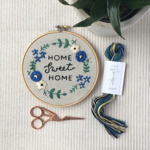 Embroidery Kit, Home Sweet Home, Beginner Embroidery Kit, Hand Embroidery Pattern, DIY craft kit, Easy Embroidery, Housewarming Gift