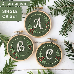 Christmas Embroidery Kit, Winter Embroidery Pattern, Beginner embroidery  kit, Botanical embroidery pattern, DIY craft kit, Christmas xstitch — I  Heart