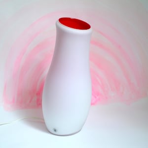 Ikea vase shaped LAMP, white & red 90s I Red light Vintage Ikea
