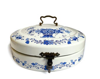 Nostalgic bread bowl - Vintage Round Enamel kitchen storage with floral Delft pattern
