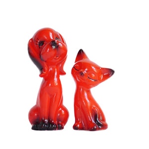 Cute and Colorful Vintage Ceramic Cat and Dog Figurines from the 70s - Perfect for Pet Lovers and Collectors