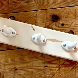 Vintage hook bar, 50s small Coat rack, shabby painted wood