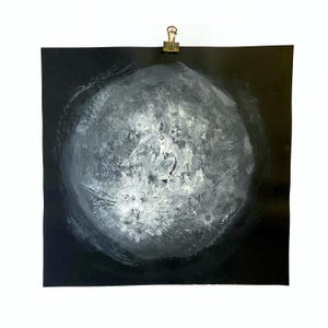 Dipinto a inchiostro contemporaneo originale - Inchiostro bianco A 5 - disegno ispirato a un complesso surreale - carta nera - Paesaggio lunare