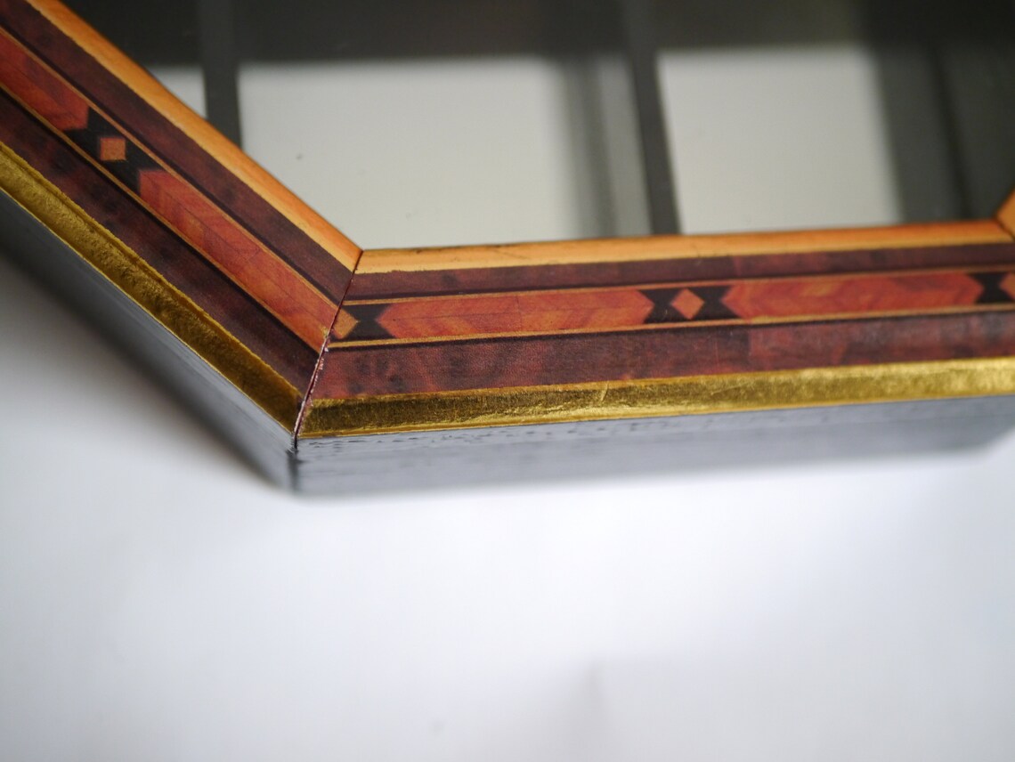 Vitrina con espejo trasero y puertas de vidrio estante | Etsy