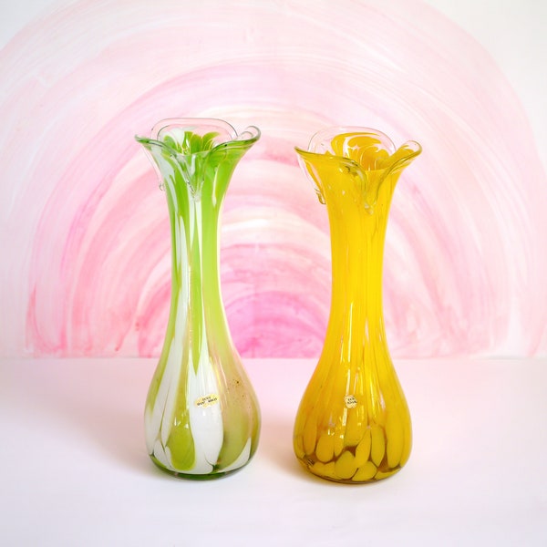 Blumenvase Murano Stil in gelb und/ oder grün, mundgeblasene Glaskunst