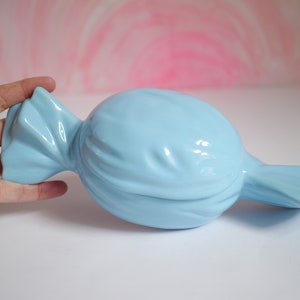 Boîte en céramique bleue en forme de bonbon