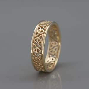14K Gold Trinity Knot Women Wedding Ring | Handmade 14k gold woman Triquetra wedding Rings | Hers Wedding Band