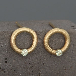 Solid 14k gold green sapphire earrings | Handmade solid 14k gold earrings set with green sapphire - September birthstone