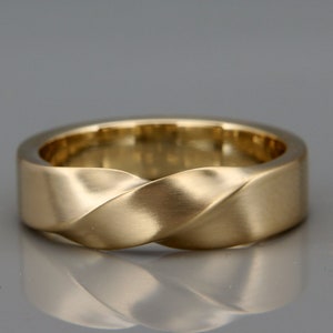 14k Gold Mobius Men&#39;s wedding Band | Solid 14K Gold Men&#39;s Wedding Ring in Mobius style | Matte Wedding Band | 3mm 4mm 5mm 6mm 7mm