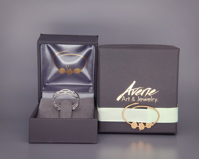 Produktbild von 9K WHITE GOLD GF ETERNITY WEDDING STACKABLE MARQUISE CRYSTAL THIN