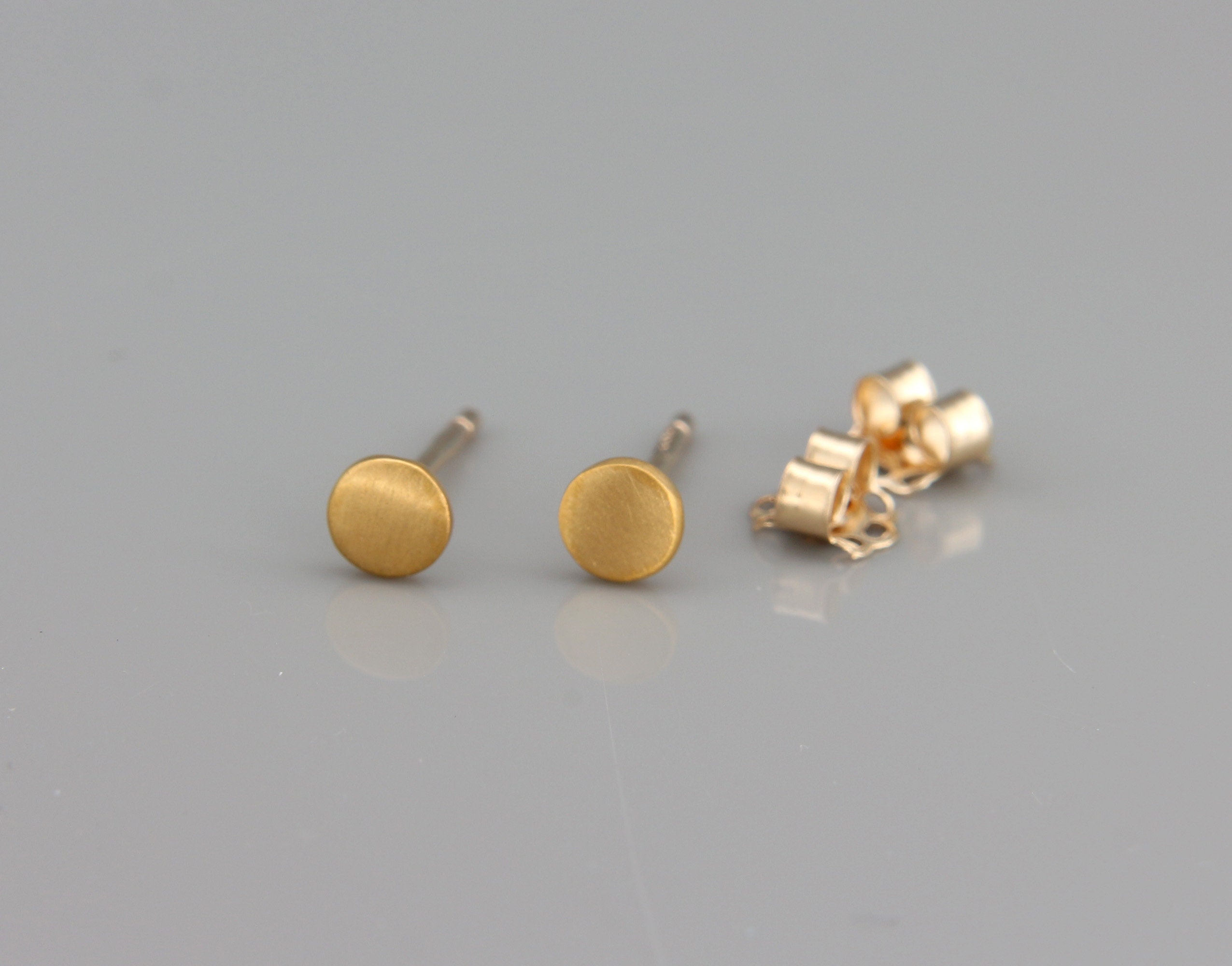 Gold Diamond Studs Plata maciza chapada en oro de 24 quilates Joyería Pendientes Pendientes de botón 